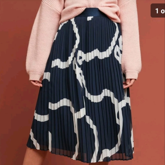 Anthropologie Selected Femme Abstract Pleated Midi Skirt - Picture 2 of 4